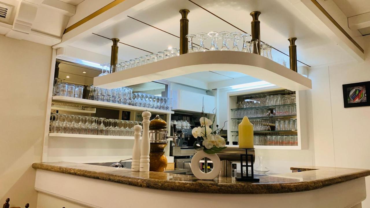 Hotel Gold'Ne Krone Oppenheim Esterno foto