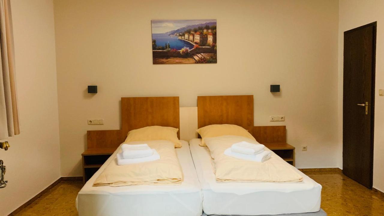 Hotel Gold'Ne Krone Oppenheim Esterno foto